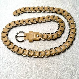 Vintage Women's Size M/L Tan Camel Genuine Italian Leather Chain Link Belt